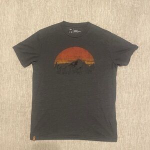Vintage Sunset T-Shirt (Gray)